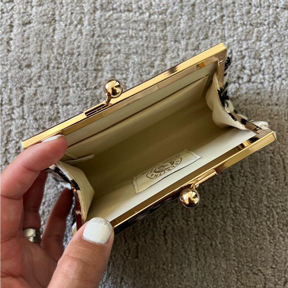 Spartina 449 Geometric Pattern Kisslock Coin Purse - Picture 8 of 10